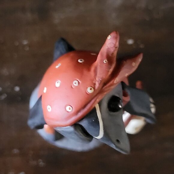 Resin Trick or Treating Halloween Crow Figure in Pirate Costume w/ Skull Bucket - Picture 8 of 9